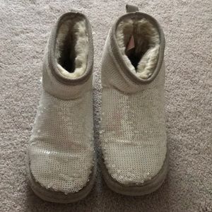 PINK Ugg Style Slippers